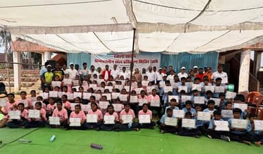 जिला मुख्यालय मोहला में आयोजित जिला स्तरीय ग्रीष्मकालीन खेल प्रशिक्षण आवासीय शिविर 2026 का 25 मई को समापन किया गया।
- 1...