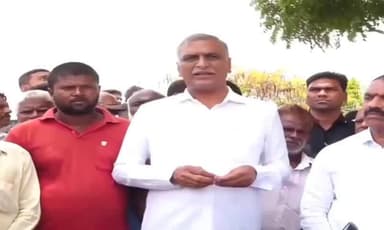 సిద్దిపేట అర్బన్: కేంద్ర, రాష్ట్ర ప్రభుత్వాలు కలిసి ఒక్క నెలలోనే ప్రజలపై రూ.5,000 కోట్ల పెట్రోల్ భారం మోపాయి : సిద్దిపేట MLA హరీష్ రావు