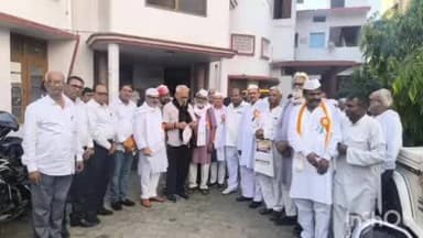 देेेवरिया: देवरिया की नागरी प्रचारिणी सभा में पंडित नेहरू की पुण्यतिथि पर वैश्विक चुनौतियों एवं नेहरू पर हुई गोष्ठी