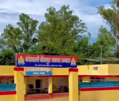 बीघापुर: रावतपुर में युवक ने लगाया मारपीट का आरोप