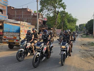 आज दिनांक 27.05.2026 को #SSP_अयोध्या के निर्देशन में #ayodhyapolice द्वारा जनपद के विभिन्न थाना क्षेत्रों में बकरीद/ईद-उ...
