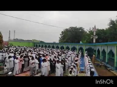हिरणपुर: हिरणपुर प्रखंड में शांति और सौहार्दपूर्ण वातावरण में बकरीद की नमाज पढ़ी गई