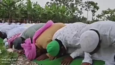 ठाकुरगंज: ठाकुरगंज प्रखंड क्षेत्र में शांतिपूर्ण माहौल में मुहर्रम सम्पन्न, देश में अमन चैन की दुआ मांगी गई