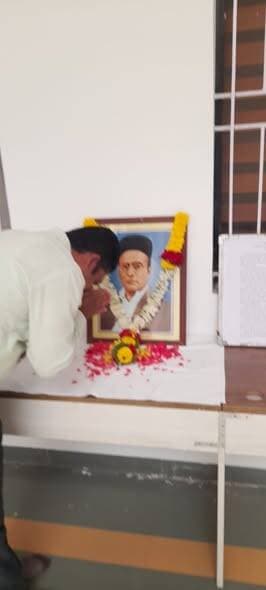 आज रोजी पोलीस आयुक्त कार्यालय येथे स्वातंत्र्यवीर सावरकर यांची जयंती साजरी करण्यात आली.
