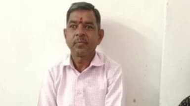 मल्हारगंज: गांधी नगर: आपसी मारपीट में घायल सिलाई कारीगर ने जहर खाकर की आत्महत्या, परिजनों ने पुलिस पर कार्रवाई न करने का लगाया आरोप