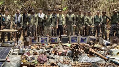 माओवाद्यांचा शस्त्रास्त्र निर्मिती कारखाना गडचिरोली पोलीस व नारायणपूर (छ.ग.) पोलीसांकडून नष्ट
* आत्मसमर्पित माओवाद्यांक...