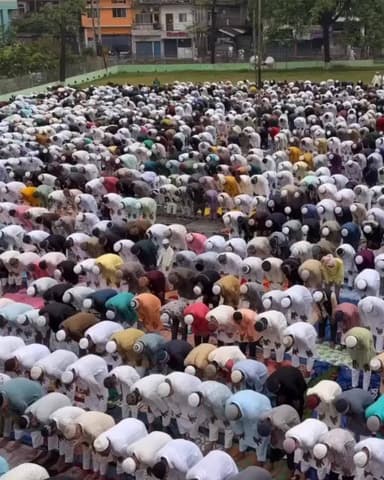 পূব ডিব্ৰুগড়: ঈদ উপলক্ষে ডিব্ৰুগড়ত সমূহীয়া নামাজ