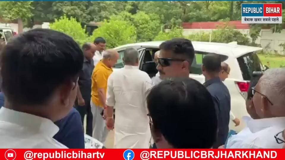 पूर्व CM Nitish ने Deputy CM से विकास का ब्यौरा मांगा
#trendingreel #PatnaNews #bihar #trendingvideo #Muzaffarpu...