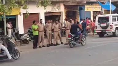 बीसलपुर: बिलसंडा कस्बे में ससुराल पक्ष के लोगों ने विवाद के चलते दामाद पर किया हमला, बचाने आए पड़ोसी दुकानदार को लगी गोली