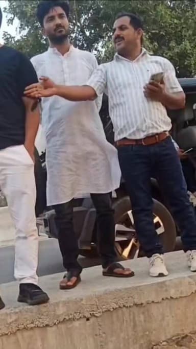 गढ़वा में गरीब परिवार की पुश्तैनी जमीन पर कब्जे का आरोप, वायरल वीडियो से मचा हड़कंप
#Garhwa #Jharkhand #BreakingNews #Vi...