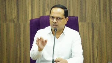 ಬಳ್ಳಾರಿ: ಬೆಣಕಲ್ಲು ಗ್ರಾಮದಲ್ಲಿ ಜೂನ್ 4, 5 ರಂದು ನಡೆಯಬೇಕಿದ್ದ ಜಾತ್ರೆ, ಕುಂಭೋತ್ಸವ ನಿಷೇಧಿಸಿ ಜಿಲ್ಲಾಧಿಕಾರಿ ನಾಗೇಂದ್ರ ಪ್ರಸಾದ್.ಕೆ ಆದೇಶ