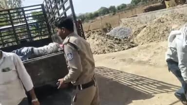 मढ़ा में तेज रफ्तार रेत से भरे ट्रैक्टर ने स्कूटी सवार को कुचला, युवक की मौके पर ही दर्दनाक मौत