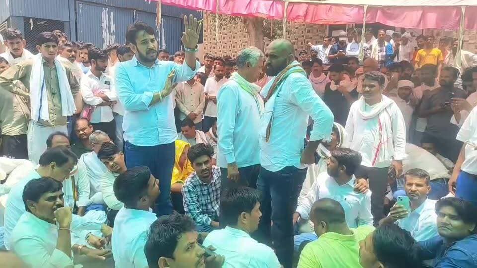 #live बांदीकुई : दिनेश मीणा हत्याकांड में बनी सहमति
#dausa #dineshmeena #basba #CrimeNews #jagattaknews #bandikui #Raja...