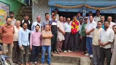 कांडा: उत्तराखंड सरकार में संस्कृति, साहित्य एवं कला परिषद के सदस्य हीरा सिंह कर्म्याल का कांडा पहुंचने पर हुआ भव्य स्वागत