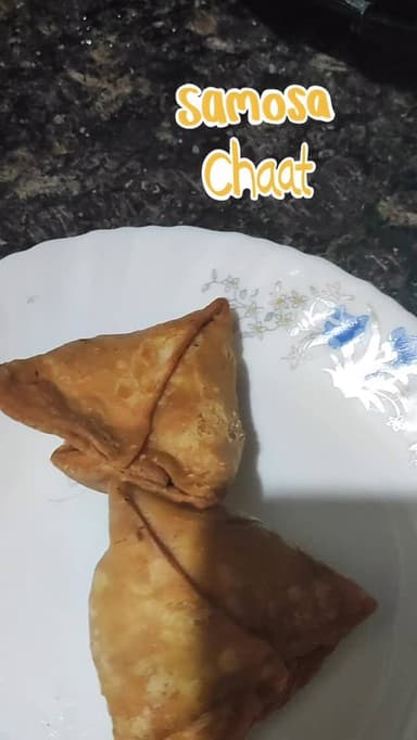 Samosa Chaat ….. Comment for recipe
For more yummy 😋 content
Follow @noidafoodiemoodie
@noidafoodiemoodie
@noi...