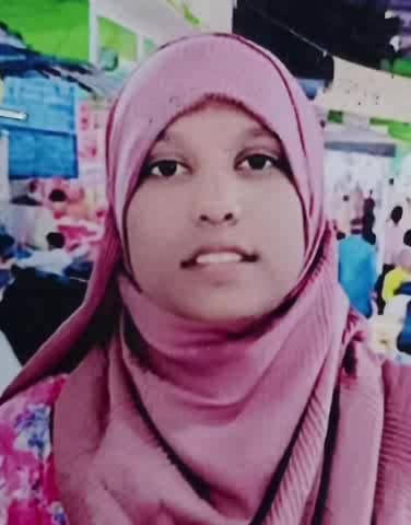 ಬಳ್ಳಾರಿ: ನಗರದ ಕೌಲ್ ಬಜಾರ್ ನಿವಾಸಿ ಆಫ್ರಿನ್ ಭಾನು ಸುರ್ ಎಂಬ ಯುವತಿ ಕಾಣೆ ಪತ್ತೆಗಾಗಿ ಪೊಲೀಸರಿಂದ ಮನವಿ