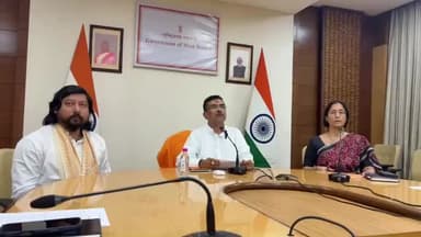 কলকাতা: ঝড়-বৃষ্টির তাণ্ডবে রাজ্যে মৃত ৭, পরিবারপিছু ৪ লক্ষ টাকার আর্থিক সাহায্যের ঘোষণা মুখ্যমন্ত্রীর