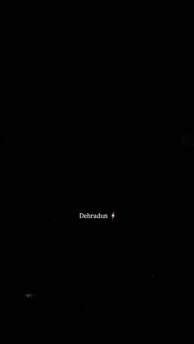 The skies over Dehradun lit up tonight with intense lightning strikes ⚡A beautiful yet terrifying sight. What an incredi...