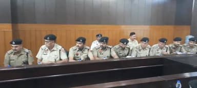 पानीपत पुलिस
29 मई 2026
*एसपी श्री भूपेंद्र सिंह आईपीएस ने अपराध समीक्षा बैठक लेकर थाना प्रभारियों व चौकी इंचार्जों को ...
