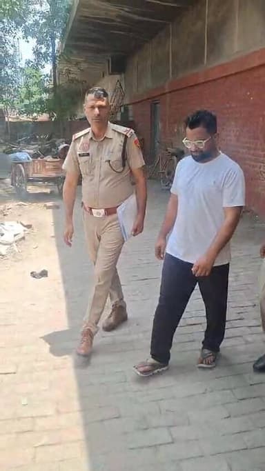 पानीपत पुलिस
29 मई 2026
*युवक का अपहरण कर जबरन वसूली व लूट करने का आरोपी गिरफ्तार*
पानीपत, 29 मई ( ) किशनपुरा चौकी पुल...