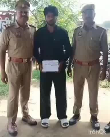 देेेवरिया: देवरिया में नकटा पुल के पास पुलिस ने देसी तमंचा के साथ एक व्यक्ति को किया गिरफ्तार