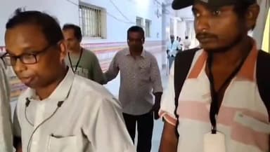 ରାୟଗଡା: ସାମାଜିକ ସୁରକ୍ଷା ଯୋଜନାରେ ହିତାଧିକାରୀଙ୍କୁ ଗତ ୨ ମାସ ହେଲା ଡିବିଟି ମାଧ୍ୟମରେ ଭତ୍ତା ମିଳୁନଥିବାରୁ ଦାବୀ ପତ୍ର ପ୍ରଦାନ