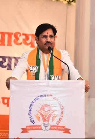सेगांव: "4 गुना मुआवजे का आदेश आया, पर खाते खाली! खरगोन के किसान सड़कों पर"
#KhargoneNews #FarmersRights #NH347B #सेगावन्यूज़