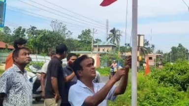 উদয়পুর: সিপিআইম দলের বাগমা অঞ্চল কমিটির উদ্যোগে সিআইটিইউ এর প্রতিষ্ঠা দিবস পালনে উপস্থিত মহকুমা সম্পাদক দলের