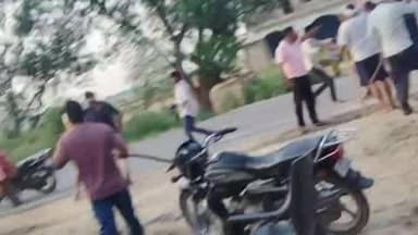 धनघटा: मड़पौना गांव में मारपीट का वीडियो सोशल मीडिया पर हुआ वायरल