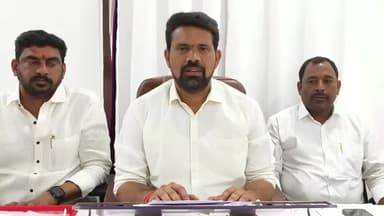 వేములవాడ: వేములవాడ మున్సిపల్ కౌన్సిల్ లో 52 అజెండా అంశాలకు గ్రీన్ సిగ్నల్:మున్సిపల్ చైర్మన్ పుల్కం రాజు