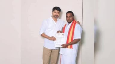 விழுப்புரம்: விழுப்புரம் தொகுதி தவெக மாவட்ட செயலாளர் மோகன்ராஜ். உள்ளாட்சி பொறுப்புகளுக்கு நிர்வாகிகளிடம் பணம் கேட்கும் ஆடியோ வெளியாகி பரபரப்பு ஏற்படுத்தியுள்ளது.
