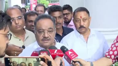 কলকাতা: ‘বিজেপি আছে বলেই তৃণমূল আছে’— অভিষেক ইস্যুতে কলকাতায় বিস্ফোরক শমীক