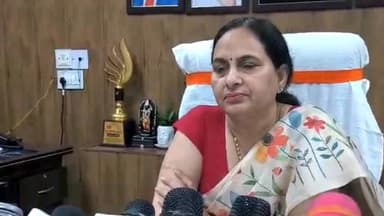 टांडा: टांडा में फर्जी तरीके से चल रहे हॉस्पिटल को सील करने की कार्रवाई की जानकारी मुख्य चिकित्सा अधिकारी दीपा सिंह ने दी