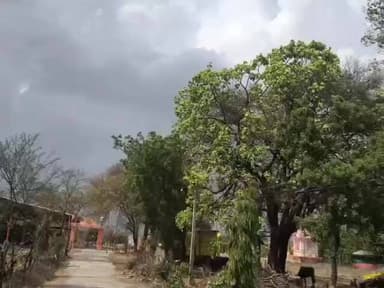 खिलचीपुर: भीषण गर्मी में खिलचीपुर की गाड़गंगा नदी दे रही ठंडक, तापमान 43 डिग्री सेल्सियस
