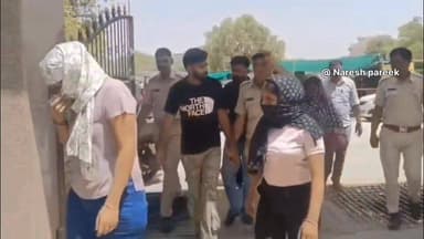 चूरू के सरदारशहर में होटल पर पुलिस का छापा.. पंजाब -लुधियाना की पांच महिलाएं सहित सात गिरफ्तार
#4समाचार #news #public #...