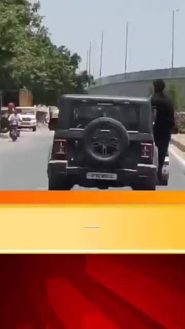 हापुड़- हाइवे पर स्टंटबाज़ी, पुलिस ने ठोका 12 हज़ार का चालान #shorts