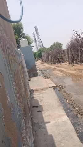 ग्राम पंचायत छोड़करबड़ा कलां रोड़ के बहुत गंभीर हालत इस सड़क के कोई भी सुनवाई नहीं कर रहे है कार्रवाई के जाइए🙏🙏📍
