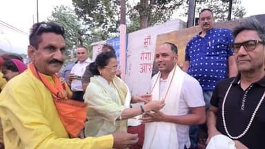 हिंदी पत्रकारिता दिवस पर पौड़ी प्रेस क्लब के पूर्व अध्यक्ष व वरिष्ठ पत्रकार राजीव खत्री सम्मानित
हिंदी पत्रकारिता दिवस...