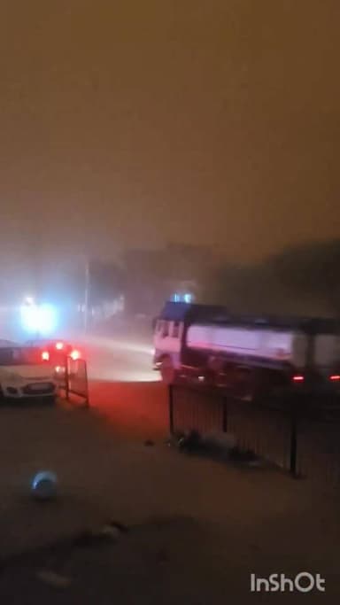 बालेसर उपखंड क्षेत्र में आंधी के बवंडर से 125 विधुत पोल टूटे,उदयसर एवं चिड़वाई ग्राम पंचायत में पंचायत भवन के आगे लगा हुअ...