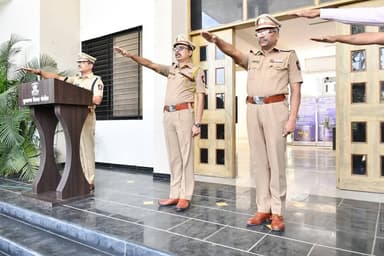 पोलीस अधिक्षक कार्यालय येथे जागतीक तंबाखू विरोधी दिना निमीत्त तंबाखू मुक्तीची शपथ घेण्यात आली.
#WorldNoTobaccoDay
#BULDH...