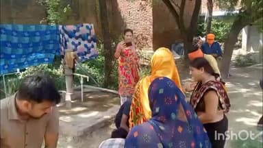 अमेठी: मुंह में गमछा बांधकर पहुंचे दबंगों ने लगाया खड़ंजा, विरोध करने पर महिलाओं के साथ की मारपीट; वीडियो हुआ वायरल