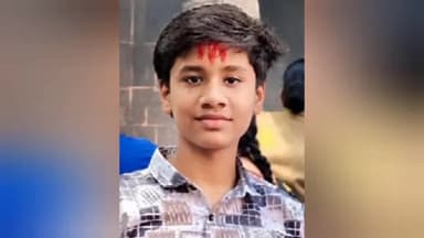 बार्शी: बार्शी येथे पीच तयार करताना रोलरखाली गेल्याने १५ वर्षीय मुलाचा मृत्यू