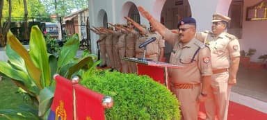 पुलिस अधीक्षक जनपद फतेहगढ़ के निर्देशन में क्षेत्राधिकारी लाइन व प्रतिसार निरीक्षक द्वारा आज दिनांक 31 मई को #विश्व_तम्ब...
