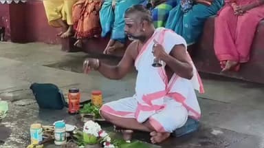இராமேஸ்வரம்: வைகாசி மாத பௌர்ணமியை முன்னிட்டு அக்னி தீர்த்த கடலில் சமுத்திர ஆரத்தி நடைபெற்றது