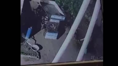 सिराथू: चाकवन में एक घर से लाखों की चोरी करते हुए चोरों की तस्वीरें सीसीटीवी कैमरे में कैद, पुलिस जांच में जुटी