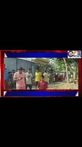 শান্তিপুরে ক্ষমতা হারিয়েও দাপট ! সক্রিয় বিজেপি কর্মীর বাড়ি লক্ষ্য করে পরপর বোমাবাজি, আতঙ্কে কাঁপছে গ্রাম।
#ShantipurVio...