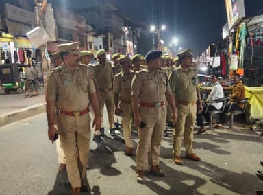 जनपद कुशीनगर में शान्ति/सुरक्षा एवं कानून व्यवस्था को सुदृढ़ बनाये रखने हेतु क्षेत्राधिकारी तमकुहीराज श्री जयन्त यादव द्...