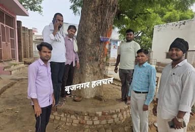 बृजनगर (डीग)_______
रिपोर्टर __लवेश मित्तल 9057332828
#शंखनाद_फाउंडेशन_संस्था_बृजनगर_ने_चलाया
#परिंदों_को_परिंडा_अभियान...