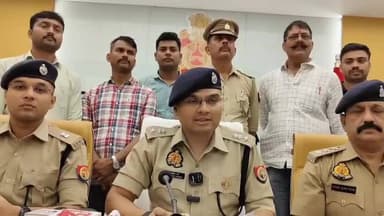 रॉबर्ट्सगंज: सोनभद्र में नोटों की बारिश, फिल्मी स्टाइल में गाड़ियों की टक्कर, फायरिंग और 3 किलो अफीम बरामद, SP ने दी जानकारी