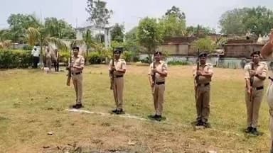 बांधवगढ़: कर्तव्यनिष्ठ एएसआई विजय सिंह को नम आंखों से अंतिम विदाई, उमरिया पुलिस ने गार्ड ऑफ ऑनर से दी श्रद्धांजलि